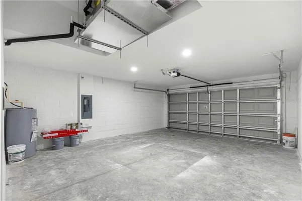 $269,900 | 22 Malauka Run Lane, Ocklawaha, FL 32179