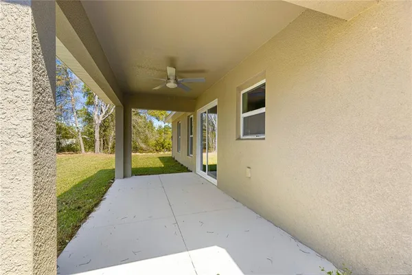 $269,900 | 22 Malauka Run Lane, Ocklawaha, FL 32179
