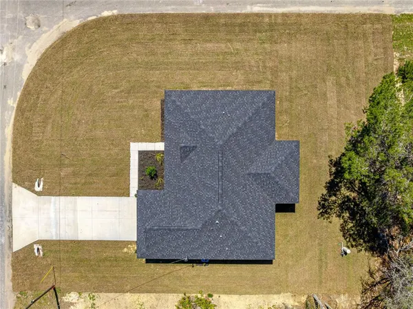 $269,900 | 22 Malauka Run Lane, Ocklawaha, FL 32179