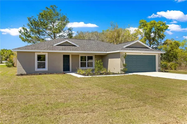 $269,900 | 22 Malauka Run Lane, Ocklawaha, FL 32179