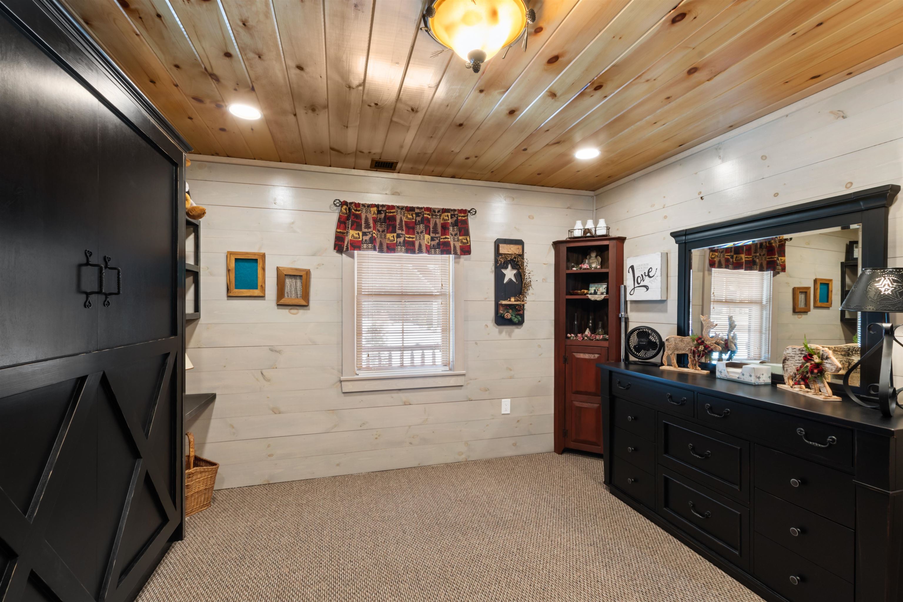 101 Silver Maple Lane Colebrook, NH 03576 - Photo 13 of 40