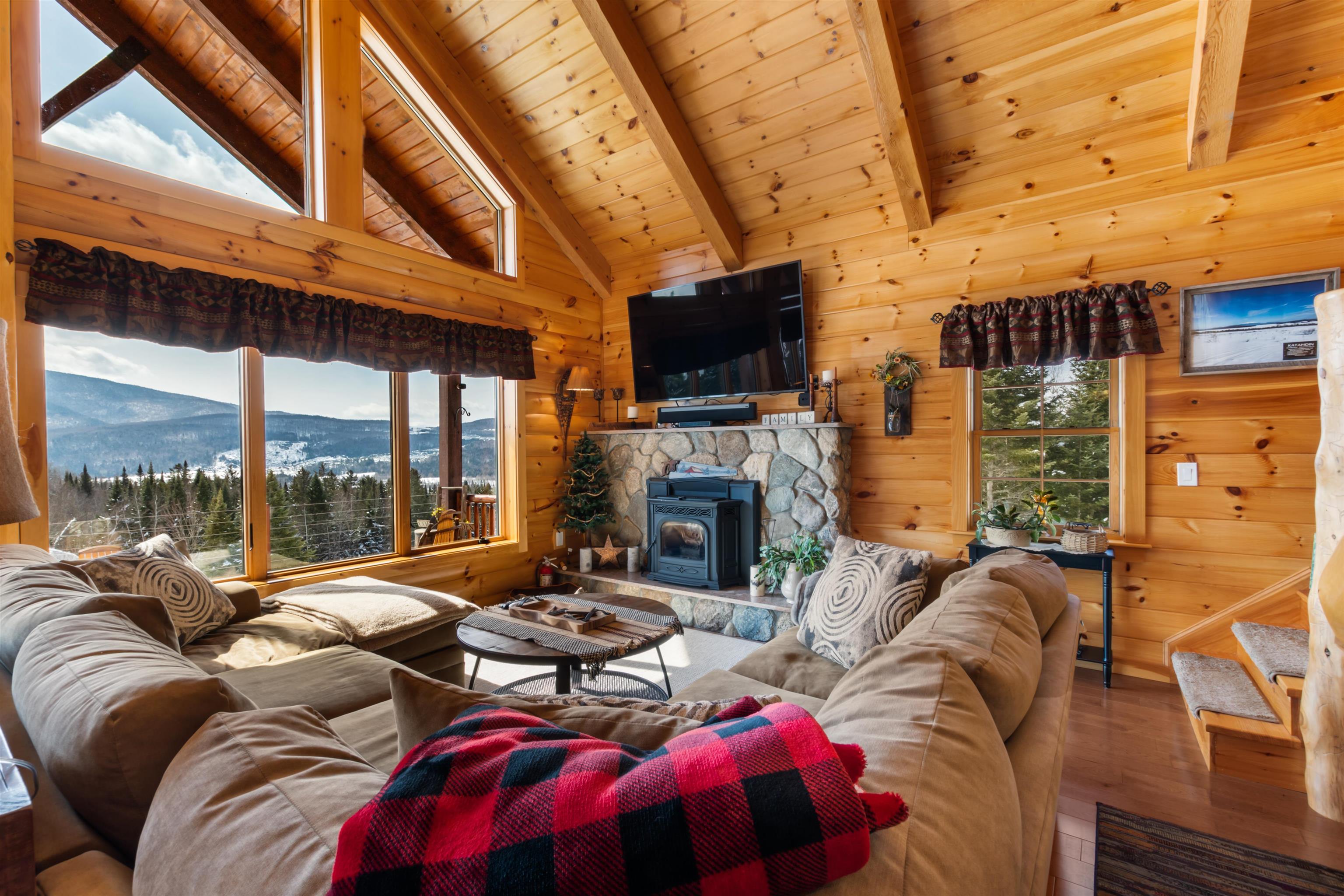 101 Silver Maple Lane Colebrook, NH 03576 - Photo 9 of 40