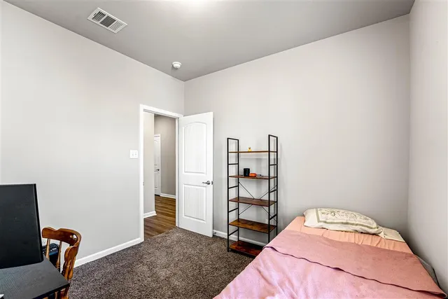 $219,000 | 303 Oak Hampton Drive, Sulphur, LA 70665