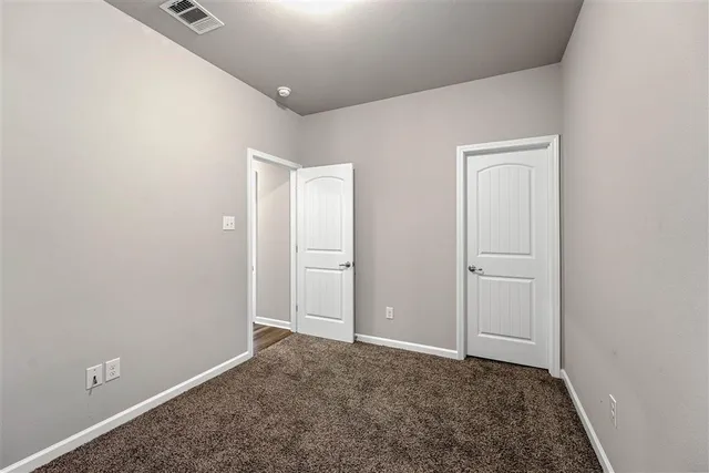 $219,000 | 303 Oak Hampton Drive, Sulphur, LA 70665