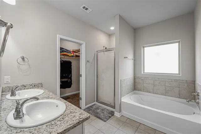 $219,000 | 303 Oak Hampton Drive, Sulphur, LA 70665