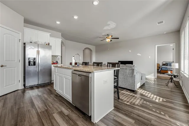 $219,000 | 303 Oak Hampton Drive, Sulphur, LA 70665