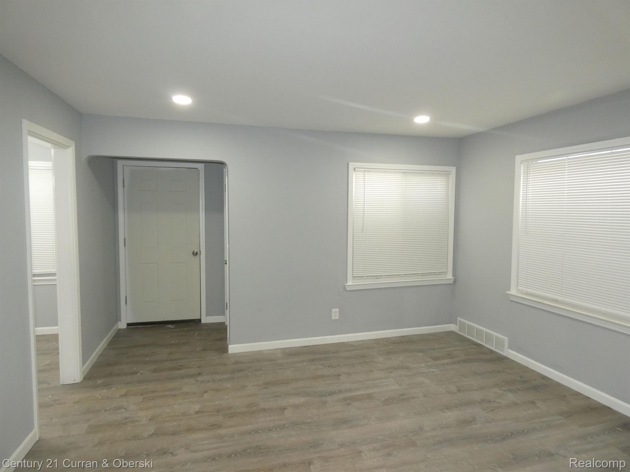 11409 Balfour Road Detroit, MI 48224 - Photo 6 of 28 Gallery Image 6