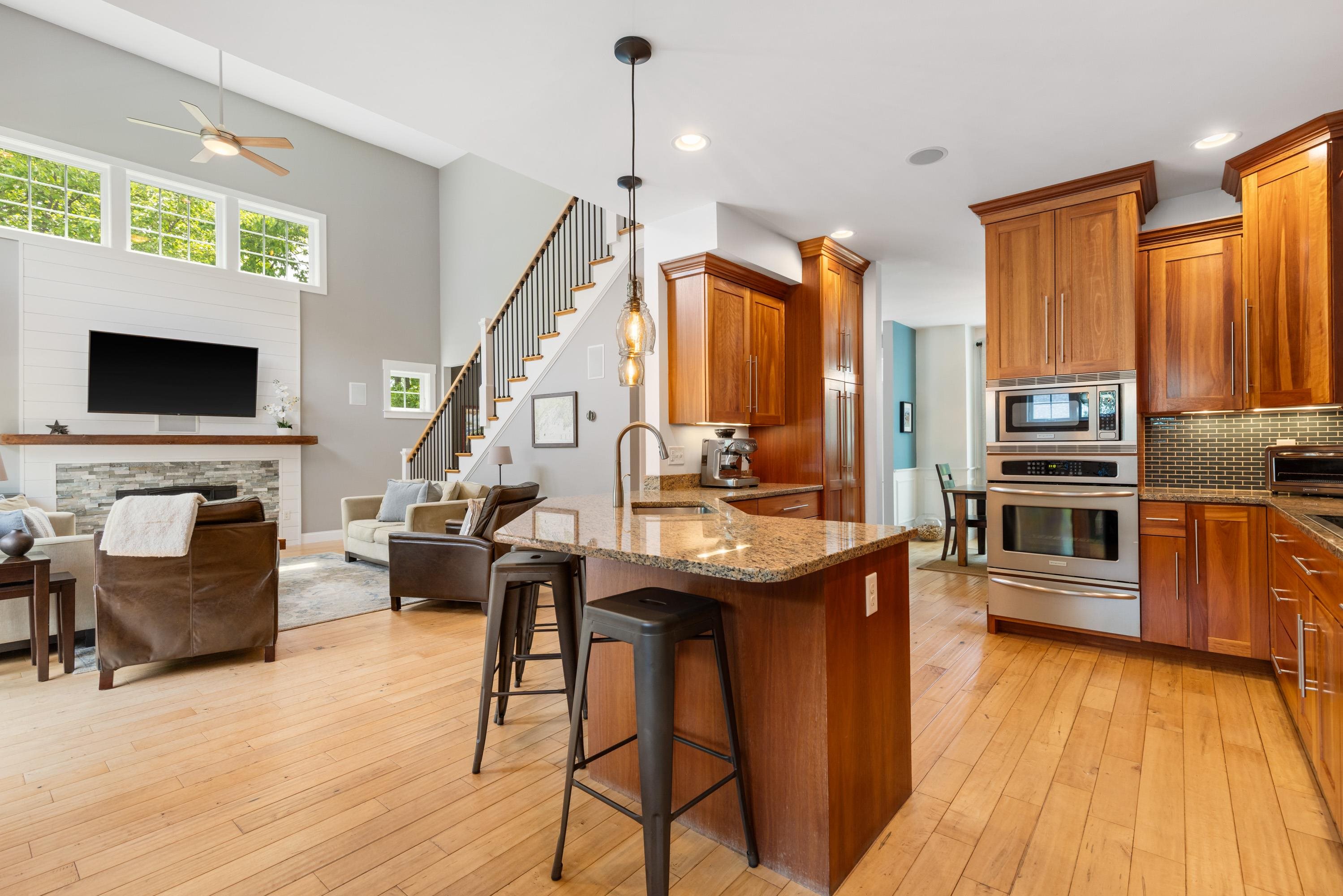 8 Heron Way Stratham, NH 03885 - Photo 21 of 52