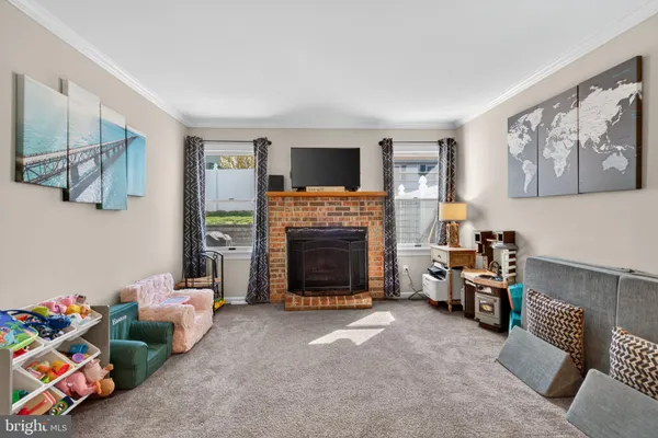 $450,000 | 329 Canterbury Court, Newtown, PA 18940
