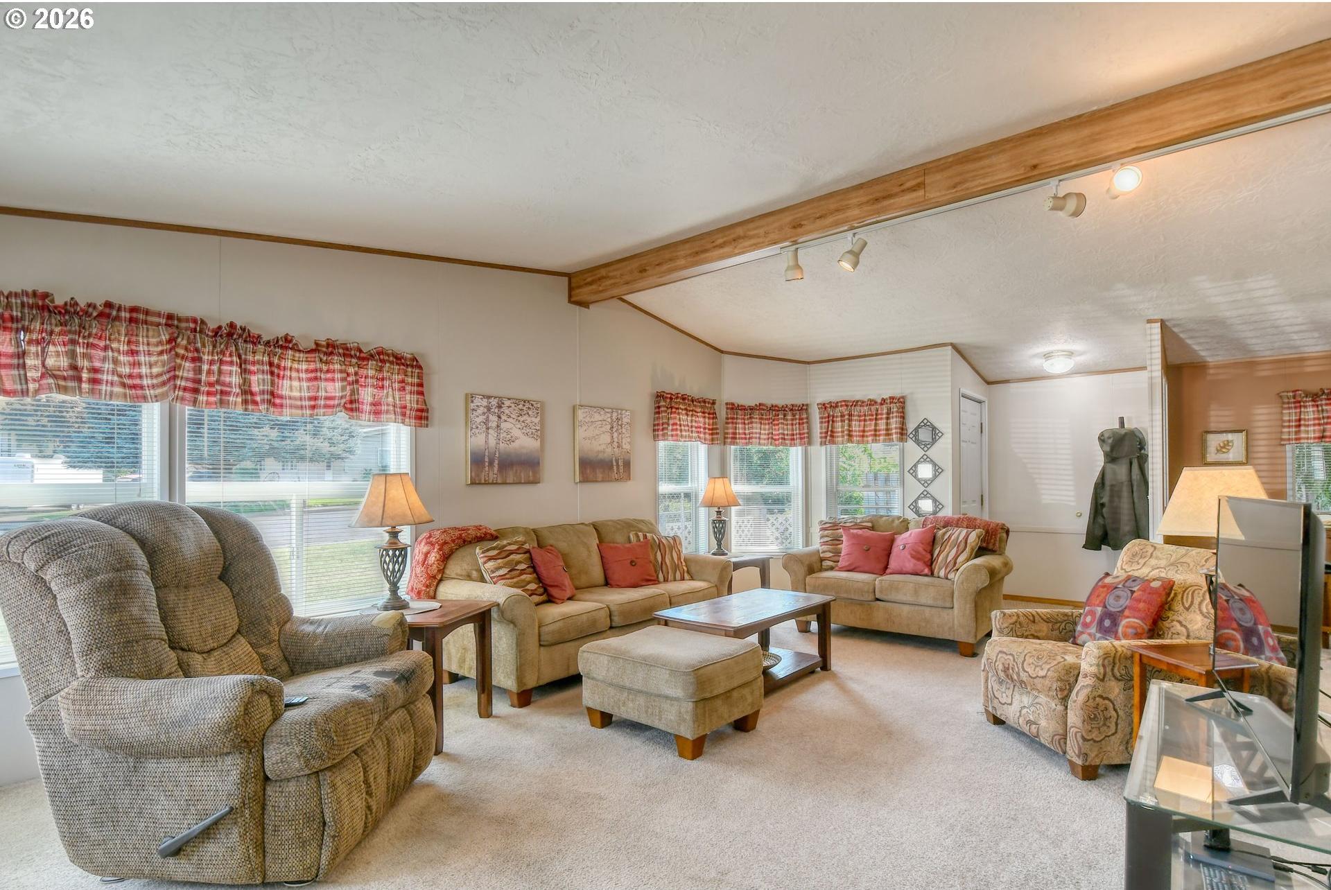 1345 Southwest 37th Street Pendleton, OR 97801 - Photo 9 of 23 Gallery Image 9