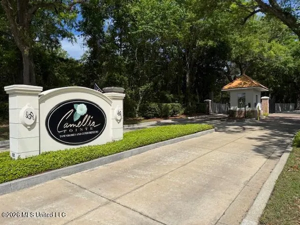 $450,000 | 414 Elegans Court, Ocean Springs, MS 39564