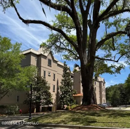 $450,000 | 414 Elegans Court, Ocean Springs, MS 39564