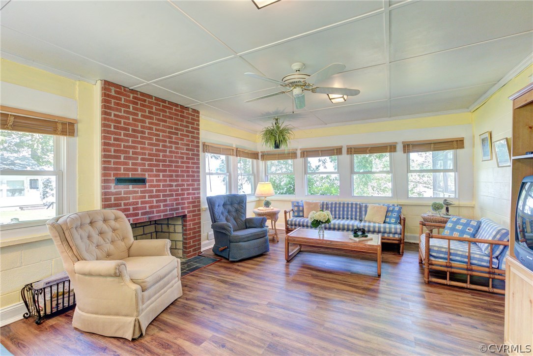 528 Old Mill Point Road Laneview, VA 22504 - Photo 15 of 30 a living room with furniture and a large window