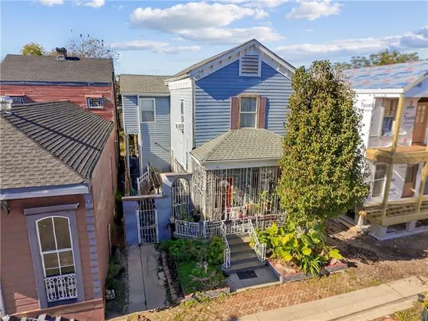 $2,500 | 1136 Touro Street, New Orleans, LA 70116