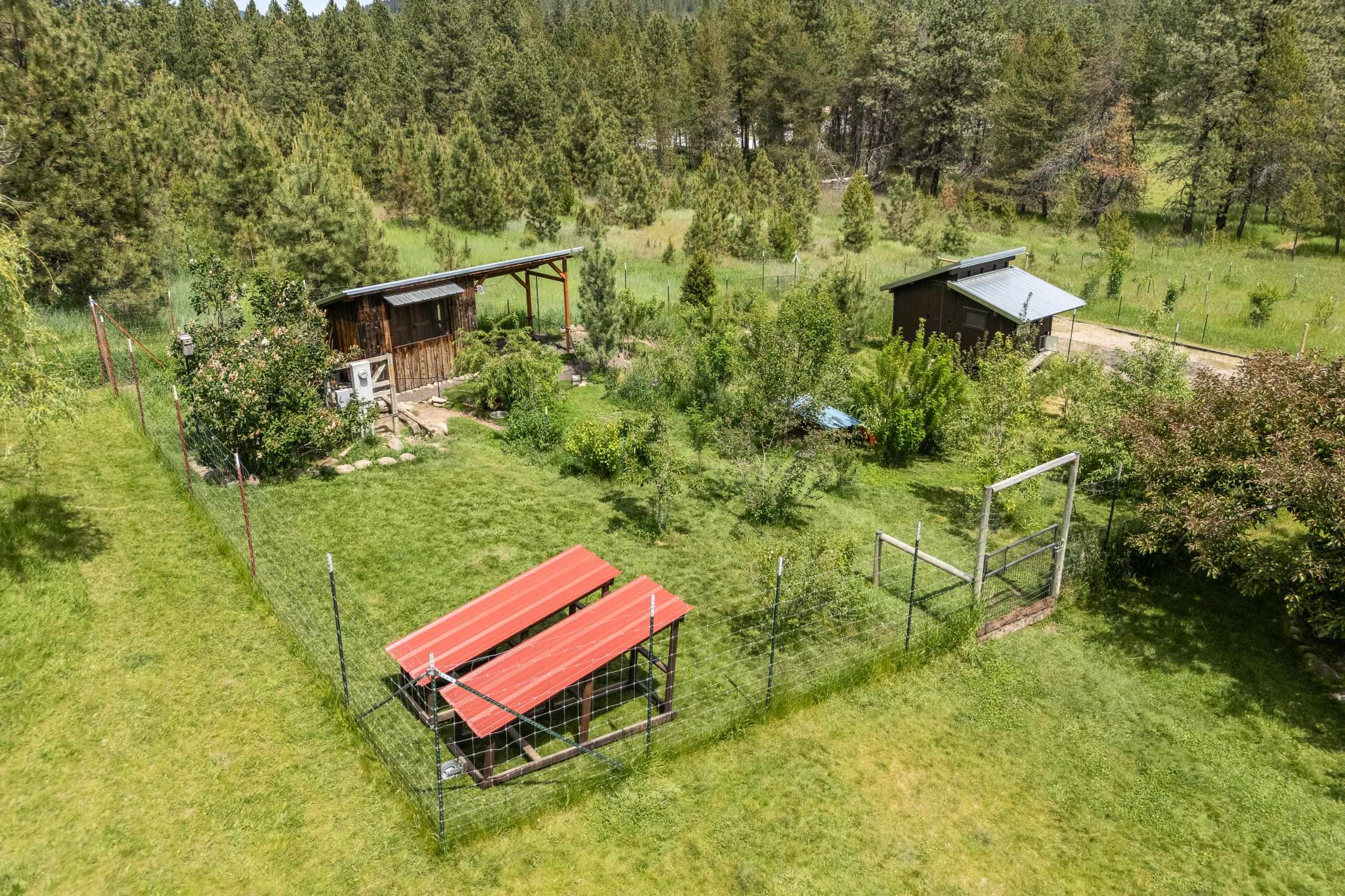 32626 North Milan Road Chattaroy, WA 99003 - Photo 8 of 50