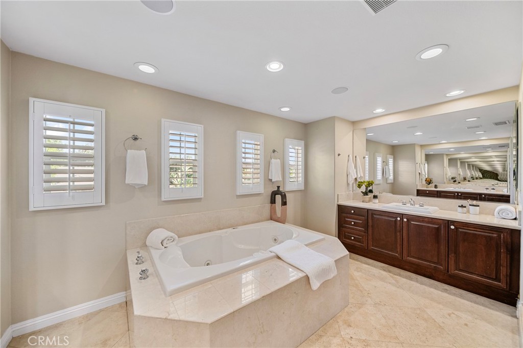 2241 Redwood Drive Glendora, CA 91741 - Photo 31 of 68