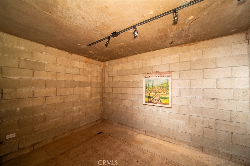 2241 Redwood Drive Glendora, CA 91741 - Photo 52 of 68