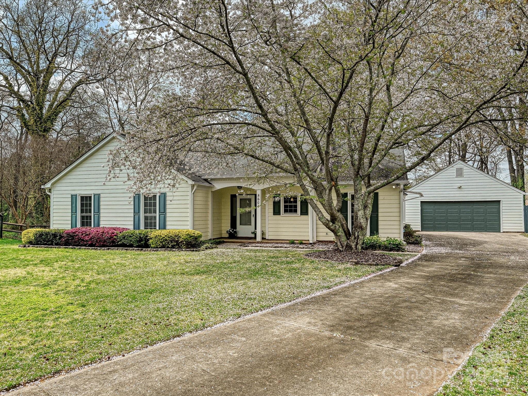 8604 Doe Run Road Charlotte, NC 28277 - Photo 2 of 29 Gallery Image 2