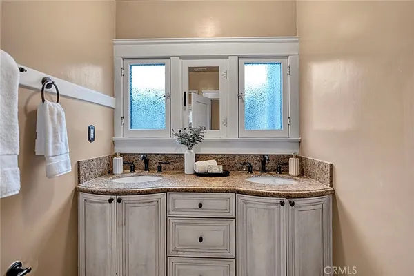 $799,000 | 208 North Cornell Avenue, Fullerton, CA 92831