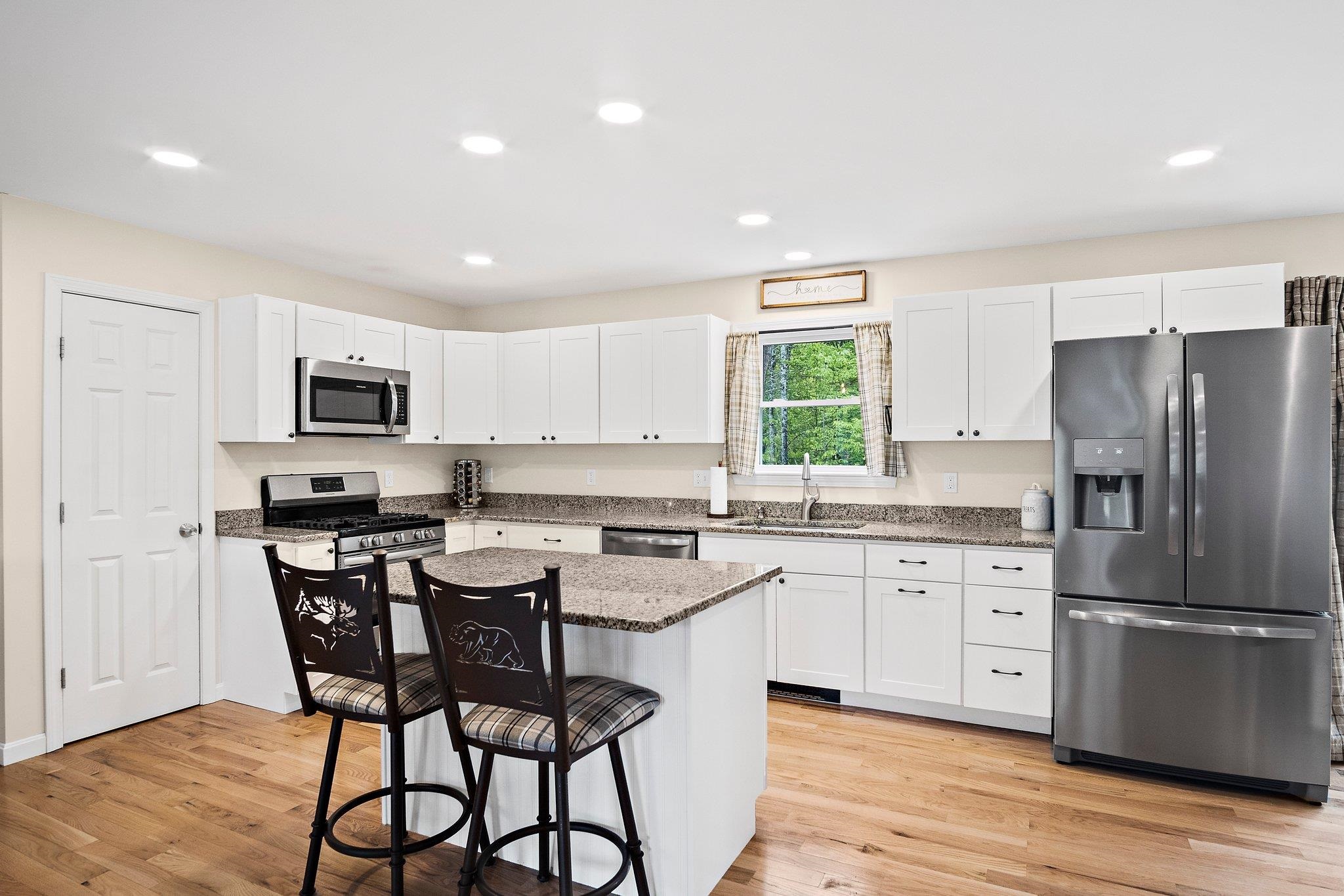 121 Deer Run Road Middleton, NH 03887 - Photo 6 of 43