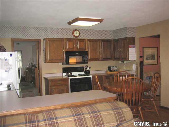 8921 Plainville Road Lysander, NY 13027 - Photo 8 of 16 Kitchen