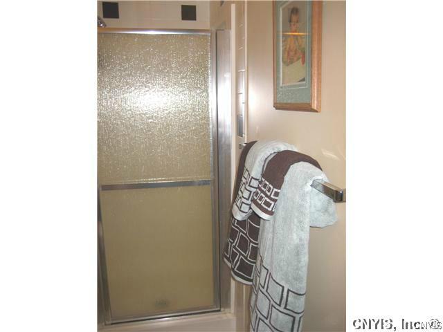 8921 Plainville Road Lysander, NY 13027 - Photo 10 of 16 Bathroom