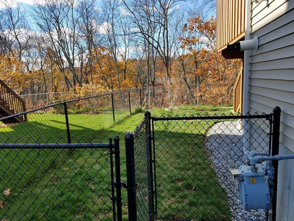 23 Honeysuckle Road Worcester, MA 01607 - Photo 22 of 25 Gallery Image 22