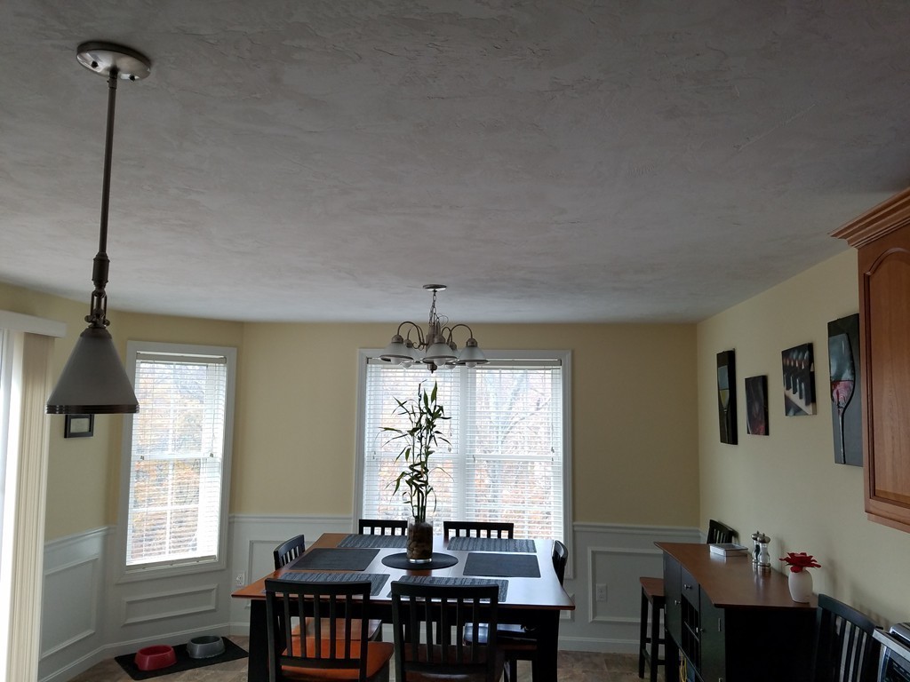 23 Honeysuckle Road Worcester, MA 01607 - Photo 4 of 25 Gallery Image 4
