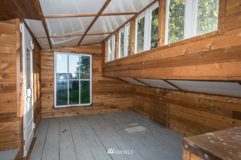 7314 Southwest Maury Park Road Vashon, WA 98070 - Photo 20 of 23 Gallery Image 20
