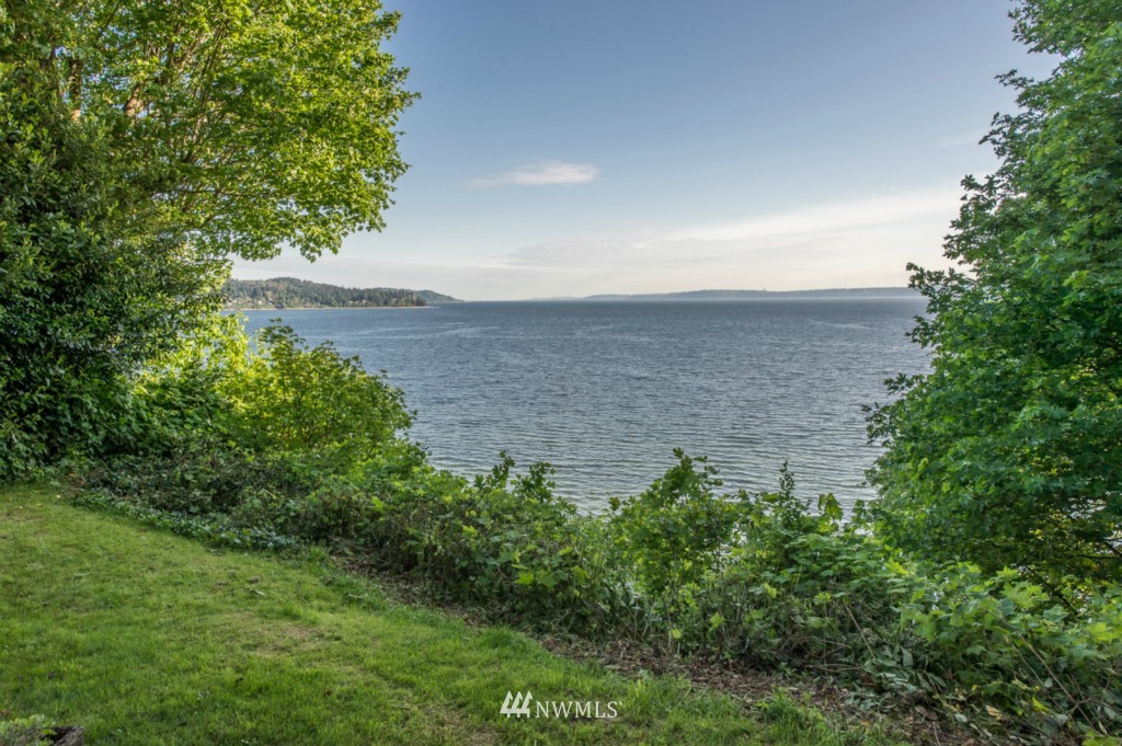 7314 Southwest Maury Park Road Vashon, WA 98070 - Photo 5 of 23 Gallery Image 5