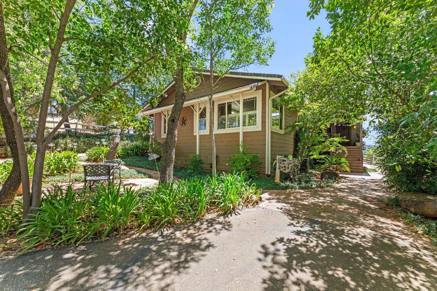 19699 McCourtney Road Grass Valley, CA 95949 - Photo 10 of 27