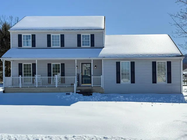 $384,999 | 12 Ceocia Lane, Stuarts Draft, VA 24477