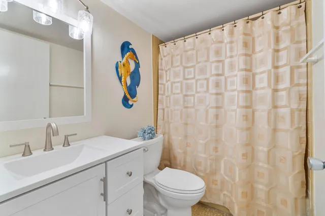 $1,900 | 27 Abbey Lane, Unit 306, Delray Beach, FL 33446