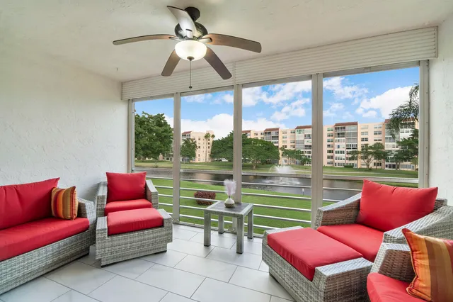 $1,900 | 27 Abbey Lane, Unit 306, Delray Beach, FL 33446