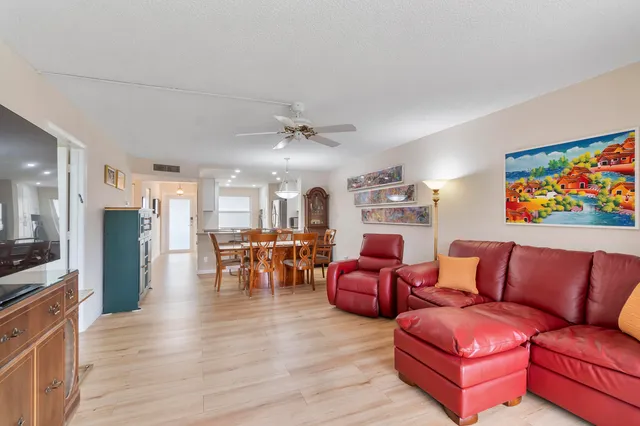 $1,900 | 27 Abbey Lane, Unit 306, Delray Beach, FL 33446