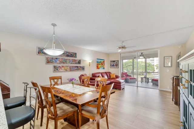 $1,900 | 27 Abbey Lane, Unit 306, Delray Beach, FL 33446