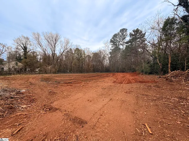 $364,900 | 2723 B Poinsett Highway, Greenville, SC 29617