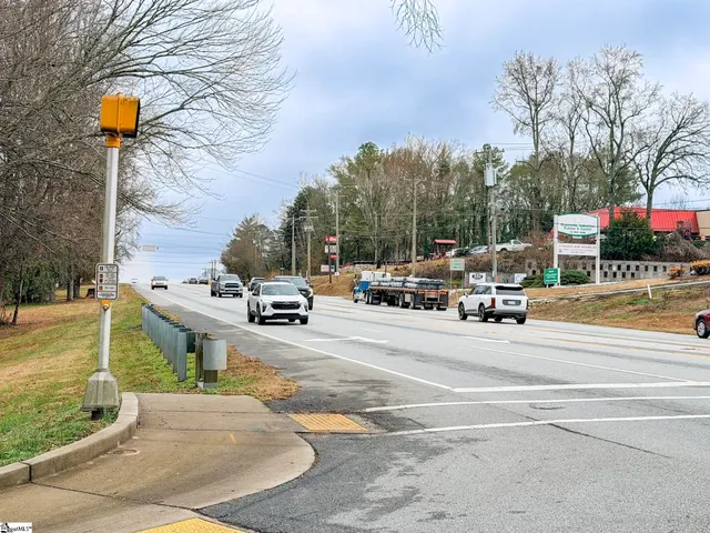 $364,900 | 2723 B Poinsett Highway, Greenville, SC 29617