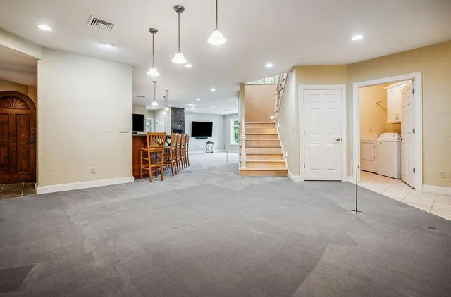 $1,444,000 | 446 Country Club Lane, Onalaska, WI 54650