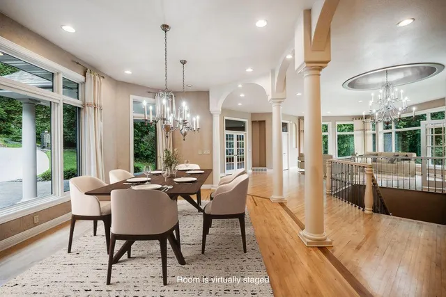 $1,444,000 | 446 Country Club Lane, Onalaska, WI 54650