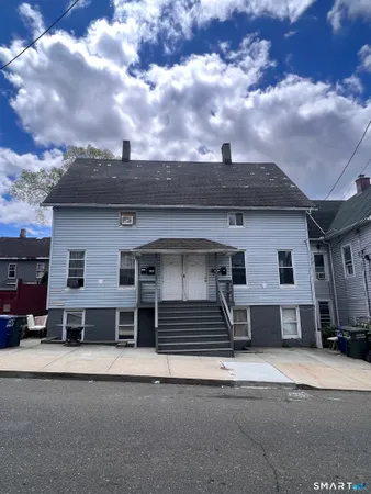 $2,500 | 115 Milne Street, Bridgeport, CT 06604