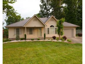 297 Upper Sand Valley Road Jonesborough, TN 37659 - Photo 4 of 22 More front yard
