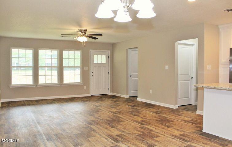 121 Lloyd Eubanks Road Lucedale, MS 39452 - Photo 5 of 18 3