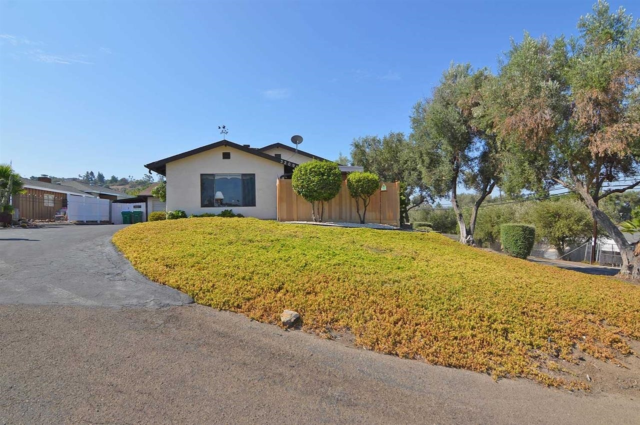 3209 Helix Street Spring Valley, CA 91977 - Photo 2 of 15