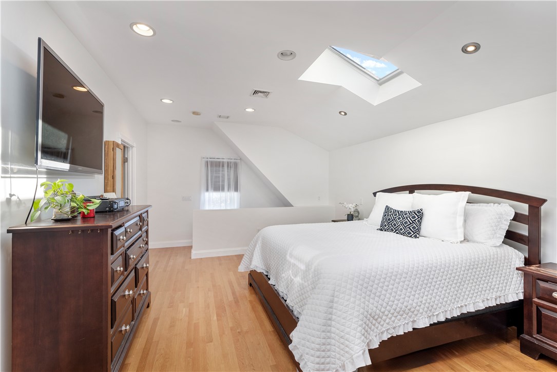 446 Maple Avenue Barrington, RI 02806 - Photo 19 of 38