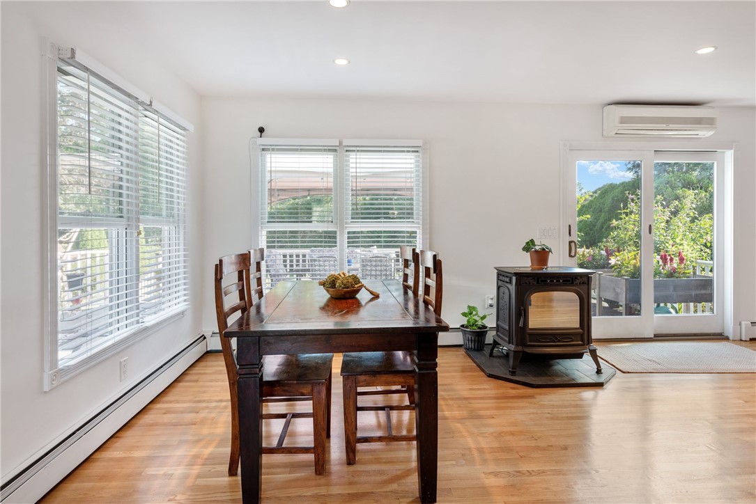 446 Maple Avenue Barrington, RI 02806 - Photo 10 of 38