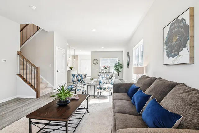 $409,900 | 816 Simpson Avenue, Elburn, IL 60119