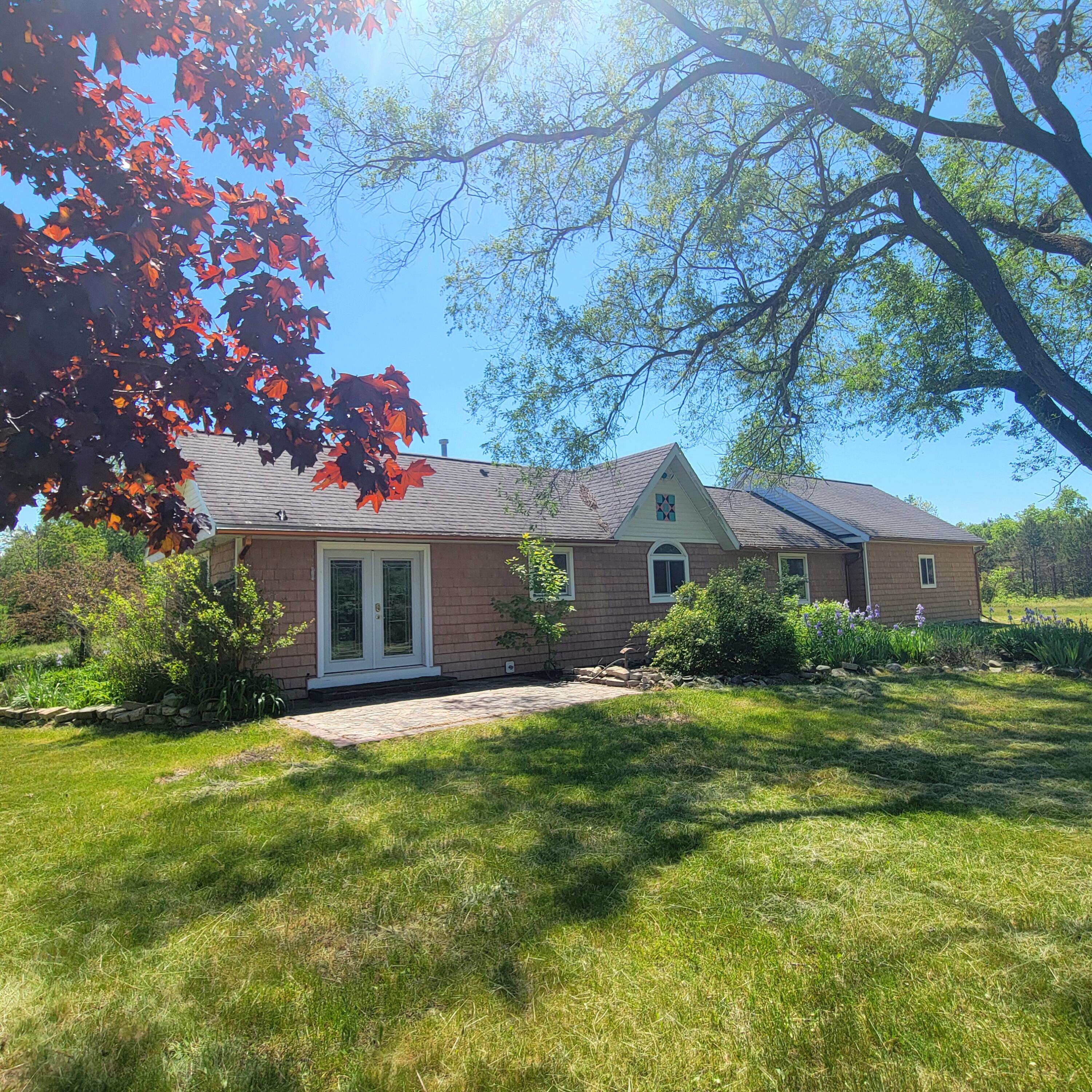 13625 Potter Road Bear Lake, MI 49614 - Photo 3 of 25 1000027098