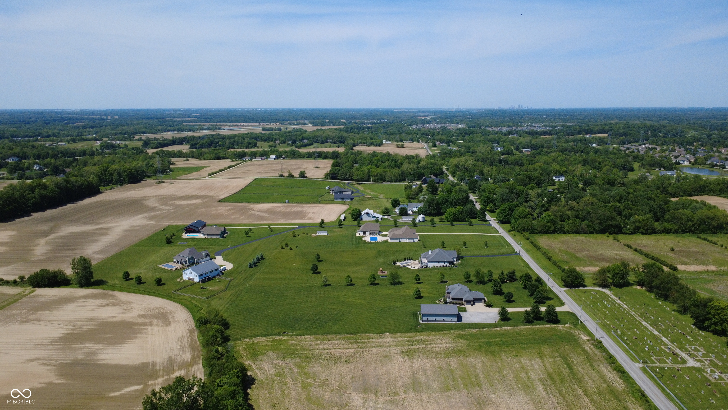 6050 West Smokey Row Road Greenwood, IN 46143 - Photo 5 of 7
