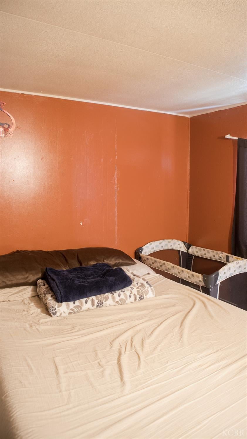 414 West Hanford Armona Road Lemoore, CA 93245 - Photo 17 of 20 Gallery Image 17